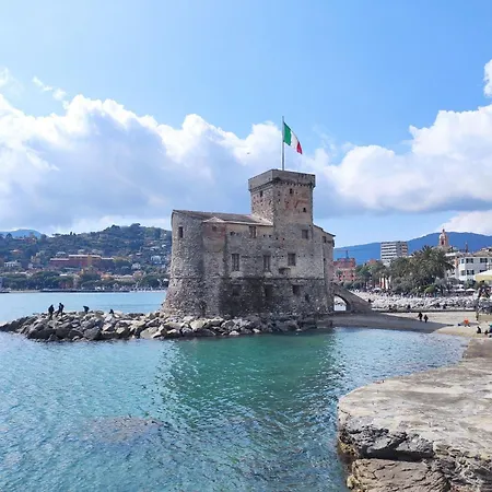 Giallo By Interhome Appartement Rapallo